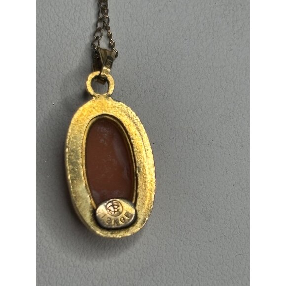 Vintage 12K Gold Cameo Pendant Necklace With Oval Frame & Delicate Chain - Picture 8 of 11